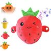 LLELEMAMO Peluche Musicale Interattivo, Bambola a Induzione Tattile a Forma di Frutta con 15 Modalità Sonore, Giocattolo Sensoriale Educativo per Neonati e Giochi di Gruppo in Famiglia (Strawberries)
