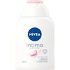 NIVEA Intimo liquido soap Sensitive skin in aree intime, formula gentile con acido lattico Maintains The Natural Ph Level with Chamomile Extract and Pantenolo 250 ml (confezione da 3)