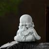 Landical Statua di Buddha in arenaria, scultura di monaco zen che prega, sculture ornamentali per ricchezza, buona fortuna, Feng Shui, decorazione per casa, ufficio, auto (Buddha con preghiera)
