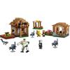 LEGO Minecraft 21596 Attacco al Villaggio dell'Evocatore, Casa Giocattolo con Gi