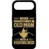 Old Man Fishing Humor Custodia per iPhone Air Mai sottovalutare il pescatore di canne da pesca vecchio