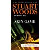 Stuart Woods Parnell Hall Skin Game (Tascabile) Teddy Fay Novel