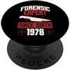True Crime Merch for Investigative Crime Esperto forense dalla nascita 1978 Compleanno a tema crimine vero PopSockets PopGrip Adesivo