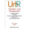 Prof. Dr. Jan B Urheber- und Verlagsrecht: Urheberrechtsgesetz, Verl (Tascabile)