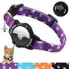 MASERFOLA Collare per gatti Airtag con supporto Apple Air Tag luminoso, chiusura di sicurezza e fascia elastica, design con motivo a graffio di gatto, collare regolabile per gatti (Viola, 20-30cm)