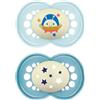MAM Ciucci da notte originali, 18-36 mesi, confezione da 2, che si illuminano al buio, forniti in custodia per sterilizzatore, materiali sostenibili, accessori per bambini, blu (vari motivi)