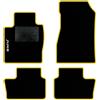 QUEMAR Tappetini Auto compatibili con Nissan Juke II dal 2020 anche Hybrid/Kit Tappeti Moquette e Gomma su Misura (Set 2 Anter.+2 Poster.)/ Ricami e Colori Personalizzati (Bordo Giallo, 1 Ricamo)