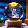 Neioaas Sfera di Cristallo 3D a Forma di Gatto, 6 cm, 3 Colori, Luce Notturna Animale Con Base in Legno a LED, Decorazione 3D Incisa, Regalo per Bambini e Amici