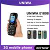 UNIWAE1808 Caratteristica Telefono 3 SIM Card 3 Standby Radio wireless Torcia ad alto volume per anziani Tastiera 2G Telefono cellulare
