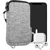 kwmobile Custodia in Neoprene con Zip per Smartphone M - 5,5 - Astuccio Portacellulare a Sacchetto con Cerniera - Borsa in grigio chiaro opaco/bianco