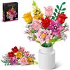 Booyuer Kit Costruzione Bouquet di Fiori, 11 Collezione Botanica Flowers Artificiali Includere 5 Rose, Regalo Natale Festa della Mamma San Valentino per Adulti Bambini Ragazze 6+, 765 PCS