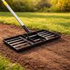 Potufa Rastrello Livellatore per Prato 198 cm, 43 × 25 cm in Acciaio Inox con Manico Lungo, Attrezzo per Livellare Terreno, Distribuire Sabbia e Terra, Ideale per Giardino