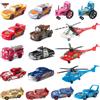 Disney Auto Disney Pixar Cars 3 Saetta Mcqueen Mater Collezione di modelli di auto in lega 1:55 Veicoli pressofusi Giocattolo per regali per bambini