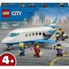 LEGO City 60492 Jet Passeggeri, Modellino di Aereo Giocattolo con 4 Minifigure e Accessori, Giochi Didattici, Regalo per 4+
