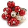 Avalaya Anello a grappolo con perle finte in metallo argentato, colore rosso, crema, regolabile 7/8, Metallo