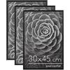 Americanflat Cornice 30x45 cm Nere - Set di 3 Cornici 45x30 cm per Foto con Bordo Sottile Nero e Pannello Protettivo in Plastica - con Ganci Integrati sul Retro per Appenderle