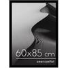 Americanflat Cornice 60x85 cm Nera - Cornice Foto 80x65 cm in Legno MDF con Pannello Protettivo in Plastica e Ganci Integrati