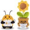 Dexpally Pocket Hug - Set di 2 piccoli regali, motivo: girasoli, portafortuna, peluche all'uncinetto, regalo per il rientro a scuola, ottimo regalo per il recupero