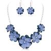 EVER FAITH Collana floreale blu chiaro con ciondolo a fiore, stile boho, per l'estate e le vacanze al mare, set di gioielli con orecchini per donne, Acrilico