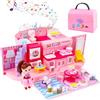 deAO Borsa a Mano con Casa delle Bambole,Incorporata Set Prtatile Design 2in1 con Serratura e Maniglia, Casa con Funzioni Luminose e Sonore, Include Bambola e Mobili su Misure,Regalo Bambina 3 Anni