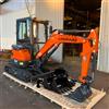 LANDWARD Mini Escavatore Agricolo da 2,5 Tonnellate, Modello 3500KG, Motore Euro 5, Sistema Idraulico Pilotato, Personalizzabile