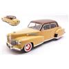 ModelCarGroup CADILLAC FLEETWOOD SERIES 60 SPECIAL SEDAN 1941 BEIGE/DARK BROWN 1:18