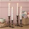 Lights4fun TruGlow® Set di 4 Candele Sottili Senza Fiamma a LED Bianco Caldo a Pile in Vera Cera con Motivo di Fiori con Timer e Telecomando Decorazione Pasquale Estiva