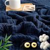 rialgirw Coperta in Mussola, Plaid Estivo Leggero in Mussola, 100% Cotone Naturale, Morbida e Traspirante — Perfetta per Letto o Divano (Dark Blue,130x150cm)