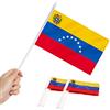 Anley Venezuela Mini Flag 12 Pack - Bandiere venezuelane in miniatura piccole tenute a mano su bastone - Colori vivaci e resistenti allo sbiadimento - 5 x 8 pollici con asta solida e punta a lancia