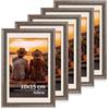 Anhow Cornice 10x15 cm, Set di 5 Cornici Portafoto con Passepartout per la Decorazione Tavolo e Parete Appesa - Marrone/PVC