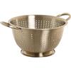 MGE World MGE - Colino da Cucina in Acciaio Inox Dorato con Manici e Base - Scolapasta per Pasta, Riso e Verdure - Colino Professionale per Cucina - Versatile Per Quinoa, Cereali, Riso, Verdura E Pasta - 24 cm
