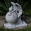 FABRIQ Angelo caduto con statuetta a sfera di terra, robusta scultura in pietra, resistente al gelo, decorazione da giardino
