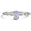 PERIMADE Anello con pietra di luna a taglio ovale placcato oro 18 carati, delicato cristallo blu, impilabile, a fascia, ipoallergenico, in argento Sterling 925, anello impilabile, per donne