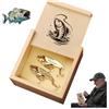Generic We Hooked The Best Dad - Esca da pesca con incisione personalizzata, confezione regalo in legno con gancio in metallo dorato e argento, nome personalizzato FishingLures ricordo per papà, nonno