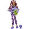 Monster High - Clawdeen Wolf Creepover Party, bambola con outfit dettagliato e accessori per il pigiama party, cucciolo Crescent incluso, giocattolo per bambini, 4+ anni, HKY67