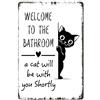 PRESSINART Benvenuti nel Cartello del Gatto Bagno Cartello Gatto Divertente Cartello in Latta Metallica Rettangolare Placca retrò con Fori Pre-Forati per Decorare Parete Bagno Casa 8 x 12 Pollice