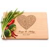 Algis Crafts Tagliere Fatto a Mano Personalizzato - con un Cuore | Tagliere da Cucina Professionale | Regalo Personalizzato | Tagliere da Cucina Legno | Regale di Nozze, Compleanno di Algis Crafts