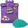 Kinetic Sand, Castle Case con sabbia da gioco da 0,5 kg, spazio giochi e contenitore, giocattoli sensoriali, calze e regali di Natale per bambini dai 3 anni in su