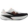 New Balance Uomo FuelCell Rebel v5 in Bianco/Rosso, Sintetica, Taglia 40