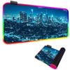 FANSU Tappetino Mouse RGB XXL, 14 Modalità Luce LED Tappetino Mousein Gomma Antiscivolo, Stampa 3D Mousepad Durevole per PC, Laptop e Giochi Competitivi (Città 1,700x300x4mm)