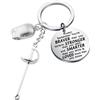 BNQL Portachiavi Scherma Regalo Per Scherma Amante, Giocatore, Allenatore E Sport: Ciondolo In Acciaio Inossidabile 3 Cm Con Incisione Motivazionale Always Remember You Braver Than You Believe