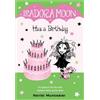 Harriet Muncaster Isadora Moon Has a Birthday (Tascabile) Isadora Moon