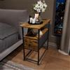 HYNHXBP Comodini con illuminazione a LED, comodini con 1 scomparto aperto e 4 cassetti portaoggetti in tessuto, tavolino stretto con multipresa (legno grezzo-60 x 30 x 62 cm)