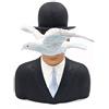 Parastone Escultura - L'uomo con bombetta - replica de un motivo de Rene Magritte #04