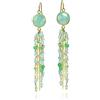 AeraVida Orecchini pendenti con pietra di quarzo verde chiaro tinto incantato e catena con nappina di cristallo | Eleganti orecchini da donna | Accessori in pietra regalo gioielli