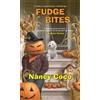 Nancy Coco Fudge Bites (Tascabile) Candy-Coated Mystery