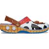Crocs® Toy Story - Zoccoli Classici - Scarpe perforate per Uomo e Donna - Suola e Intersuola in Eva - Jeans Blu Impermeabili/Woody Uomo 4, Donna 6 M