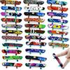 MAOSHYMS 30 Pezzi Mini Skateboard da Dita,Finger Skateboard Giocattolo,Mini Fingerboard Professionale per Bambini Festa Compleanno Festivals Regalino (Modello Casuale)