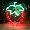 DAKABUKA Segno al neon con fragola rosso verde fragola luci al neon per frutta carina batteria USB LED segno per camera ristorante bar negozio di frutta verde decorazione da parete