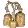 Vivanta Set di 3 campanelle da appendere, in metallo, rustiche, con corda di iuta, vintage, oro, decorazione natalizia, per casa colonica, ghirlanda per porta, per interni ed esterni